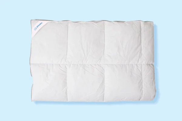 Gosja odeja iz puha 200x200 cm – naravna odeja Spanko.si